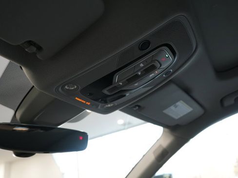 Used 2024 Audi Q5 e Premium Plus image 40