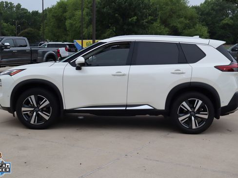 Used 2023 Nissan Rogue Platinum w/ Platinum Premium Package FWD image 6