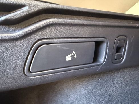 Used 2019 INFINITI QX50 Luxe w/ Cargo Package image 10