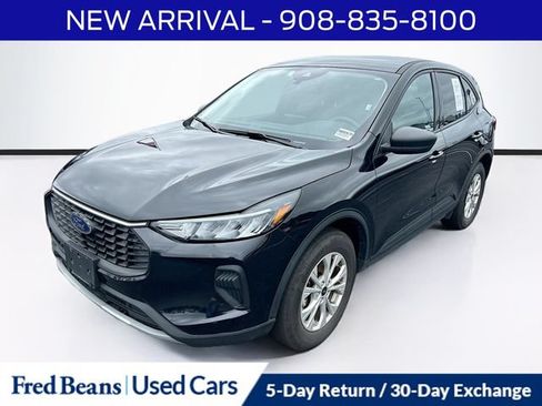 Certified 2025 Ford Escape Active AWD/4WD image 3