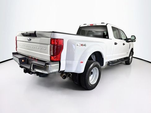Used 2022 Ford F350 XLT AWD/4WD image 10