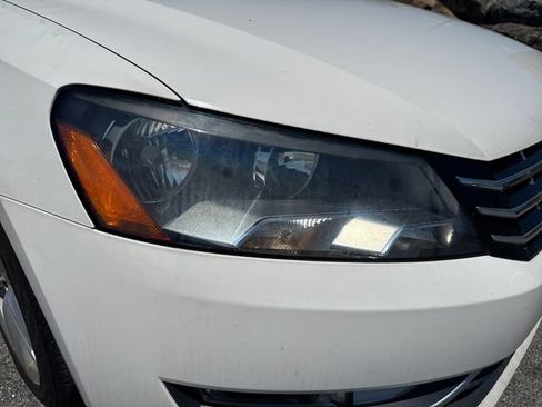 Used 2013 Volkswagen Passat 3.6 SEL Premium FWD image 12