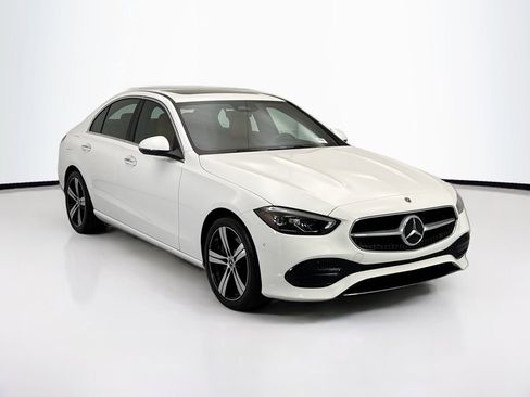 Used 2025 Mercedes-Benz C 300 Sedan image 3