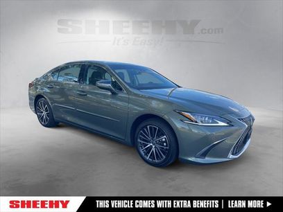 Certified 2025 Lexus ES 350 w/ Premium Package