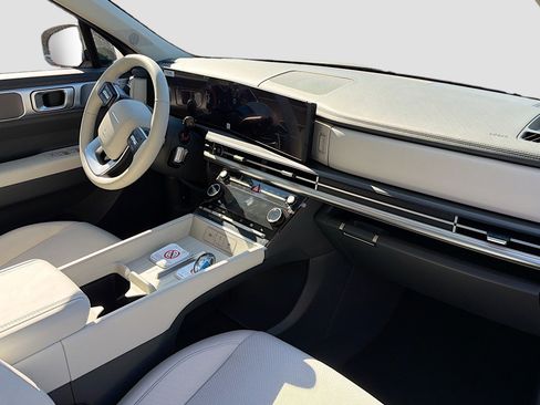 New 2026 Hyundai Santa Fe SE FWD image 16
