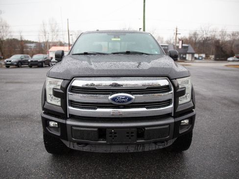 Used 2015 Ford F150 Lariat w/ Equipment Group 502A Luxury image 9