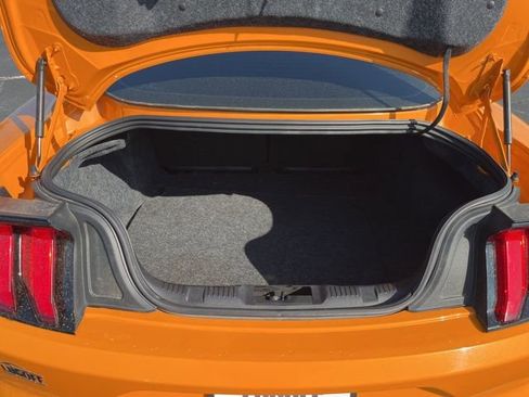 Used 2018 Ford Mustang GT w/ Black Accent Pkg image 29