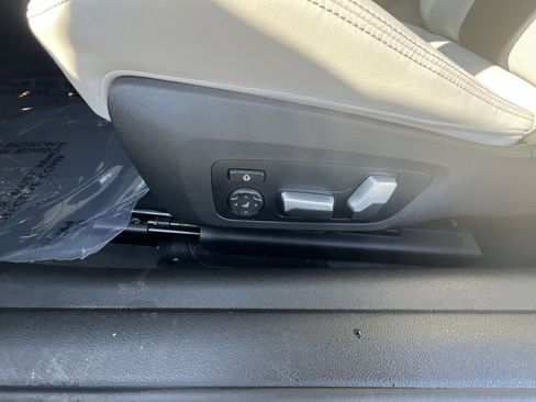 Used 2023 BMW M4 xDrive Competition image 14