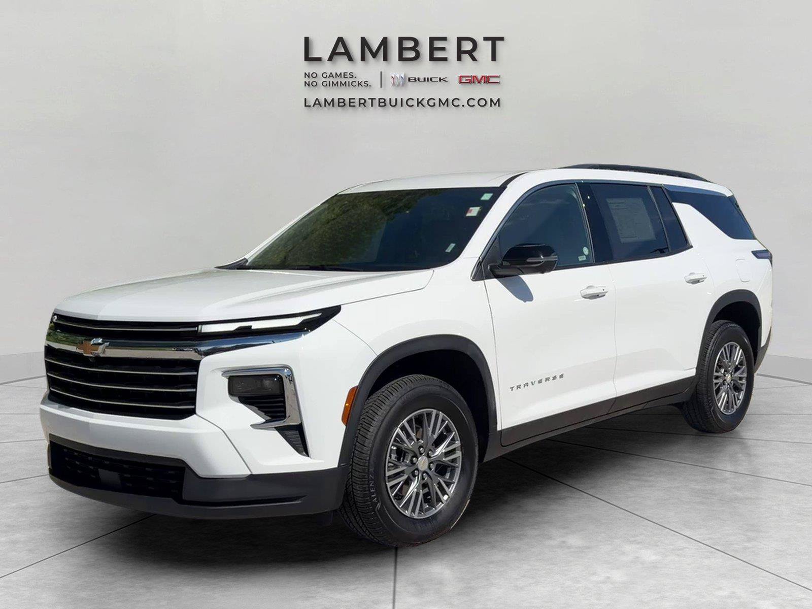 Used 2026 Chevrolet Traverse LT w/ Driver Confidence Package FWD image 1