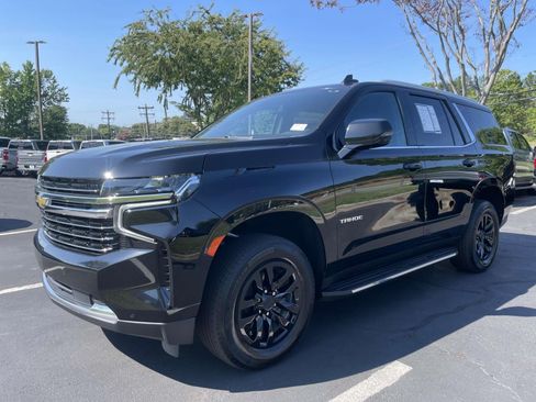 Used 2022 Chevrolet Tahoe LT w/ Luxury Package AWD/4WD image 27