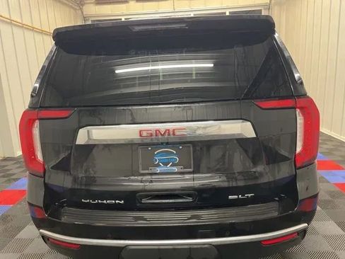 Used 2023 GMC Yukon SLT image 4