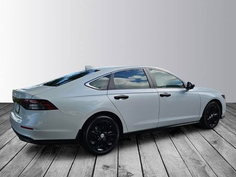 Certified 2025 Honda Accord LX image 5
