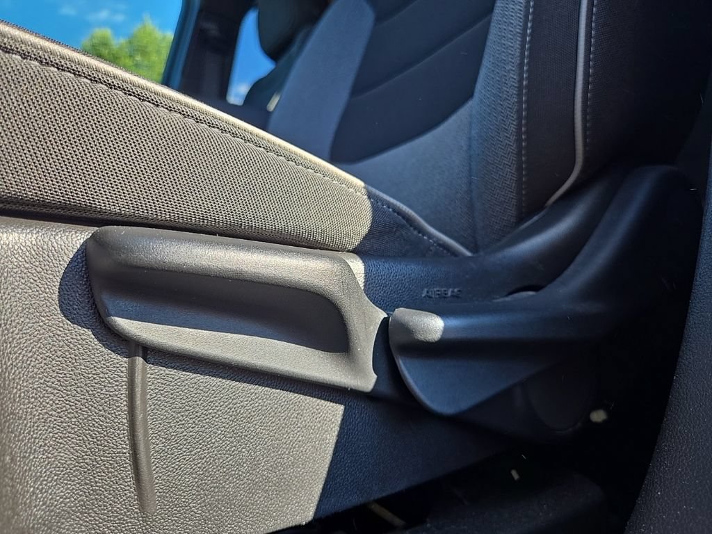 Used 2024 Chevrolet TrailBlazer LT AWD/4WD image 31