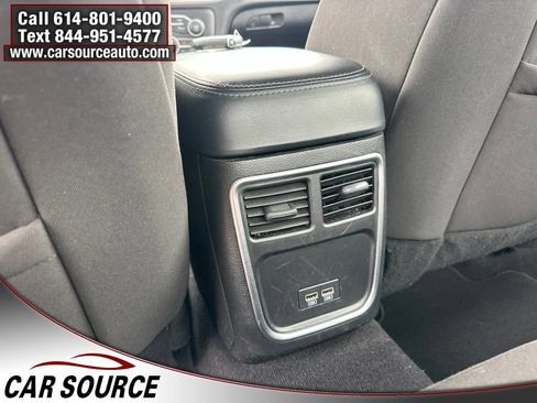 Used 2023 Dodge Charger SXT RWD image 16