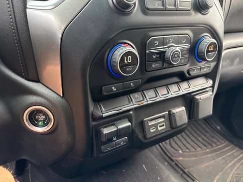 Used 2019 Chevrolet Silverado 1500 LT w/ All-Star Edition AWD/4WD image 25