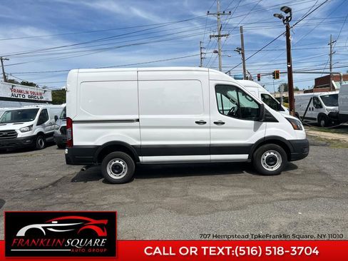 Used 2022 Ford Transit 250 Medium Roof image 5