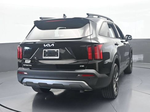 Used 2023 Kia Sorento SX Prestige AWD/4WD image 5