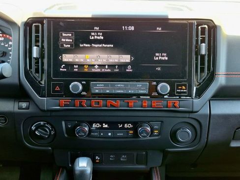 Certified 2025 Nissan Frontier PRO-4X w/ Tow Package AWD/4WD image 19