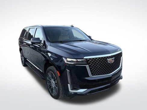 Used 2021 Cadillac Escalade ESV Premium Luxury w/ Performance Package image 3