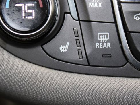 Used 2024 Chevrolet Malibu LT image 42