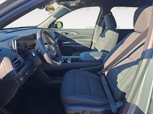 New 2026 Chevrolet Traverse LT image 9