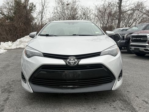 Used 2019 Toyota Corolla LE image 9