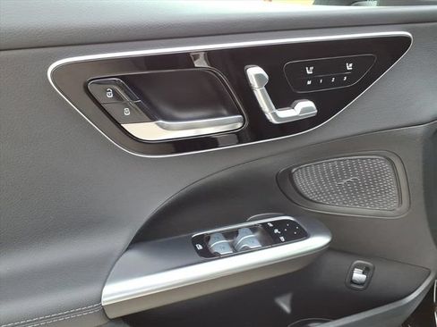Certified 2025 Mercedes-Benz C 300 4MATIC Sedan image 14