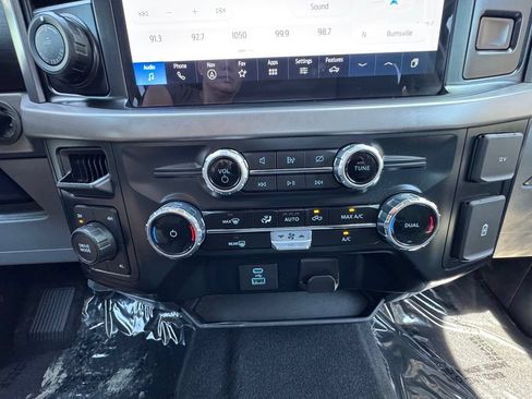 Used 2024 Ford F150 XLT AWD/4WD image 32