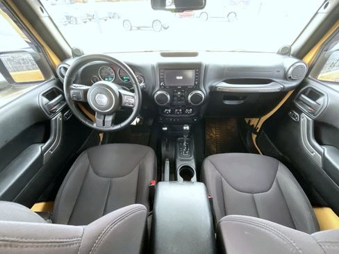 Used 2013 Jeep Wrangler Unlimited Sport image 14