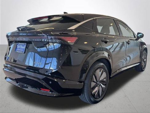 Certified 2024 Nissan Ariya FWD image 8
