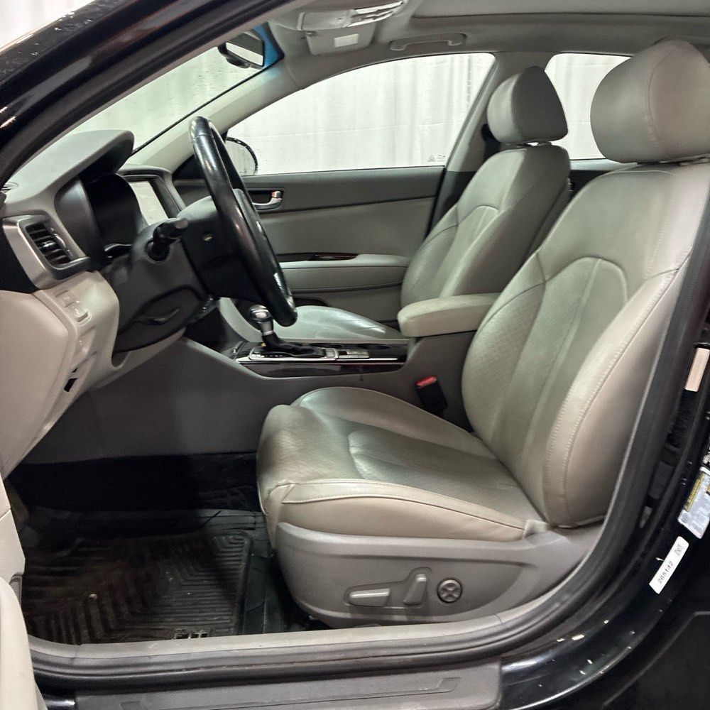 Used 2018 Kia Optima EX w/ Technology Package FWD image 5