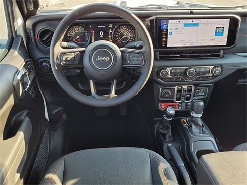 New 2025 Jeep Gladiator Rubicon w/ Convenience Group image 11