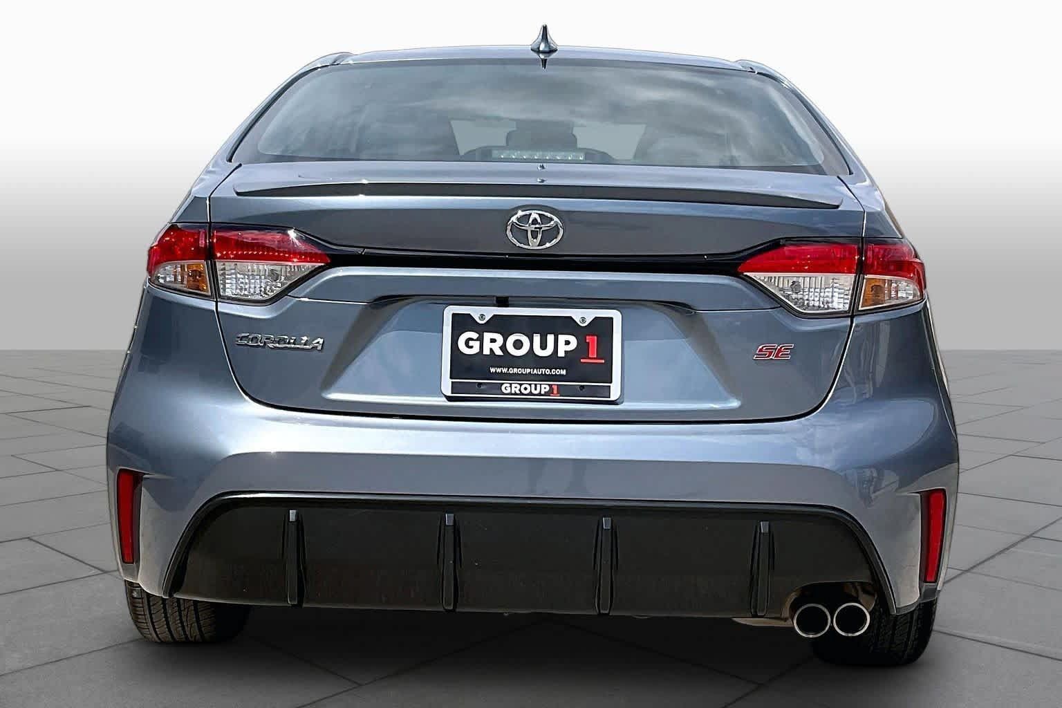 Used 2025 Toyota Corolla SE FWD image 5