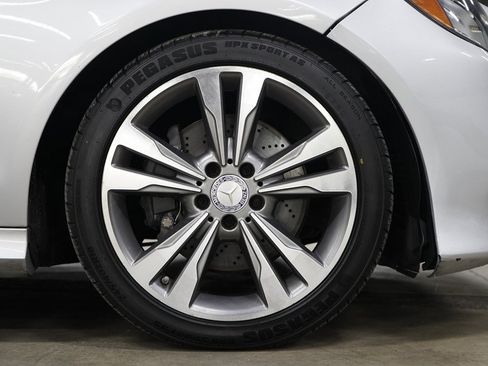 Used 2014 Mercedes-Benz E 350 Sedan w/ Premium 1 Package image 40