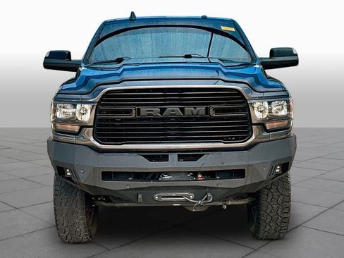 Used 2021 RAM 2500 Big Horn w/ Night Edition AWD/4WD image 4