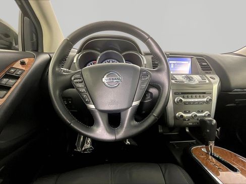 Used 2014 Nissan Murano LE w/ Platinum Edition Package image 9
