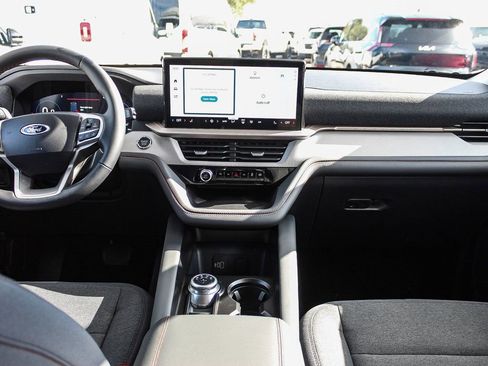 New 2026 Ford Explorer Active image 12