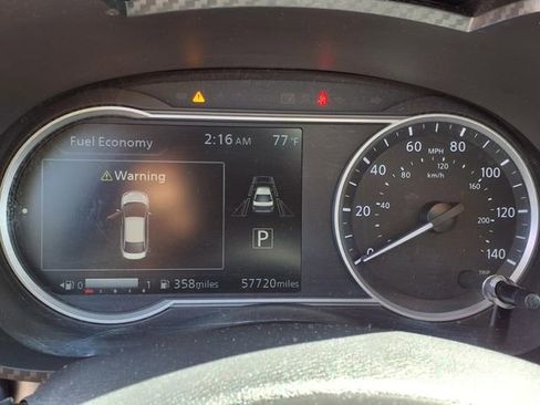 Used 2023 Nissan Versa SV image 23