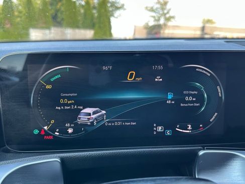 Used 2023 Mercedes-Benz GLB 250 4MATIC w/ Premium Package image 53