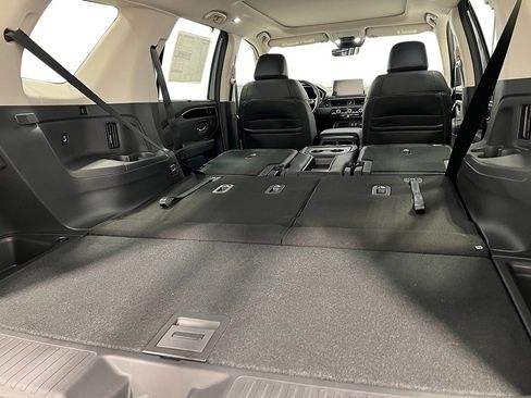 New 2025 Honda Pilot Touring image 32