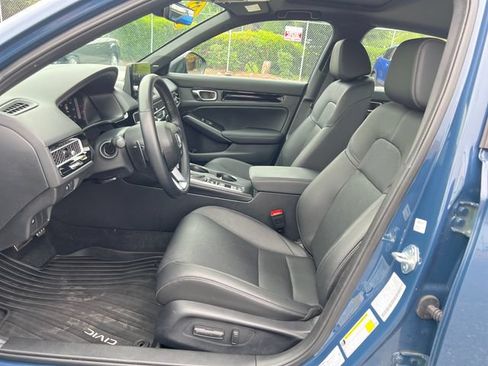 Used 2025 Honda Civic Sport image 15