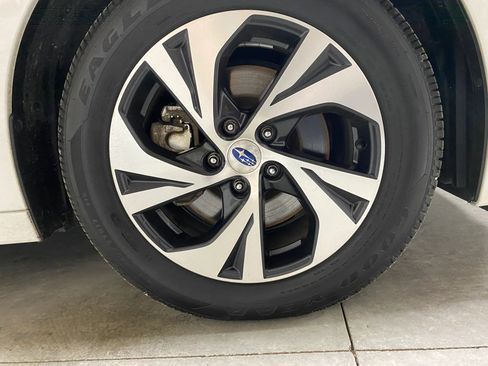 Used 2022 Subaru Legacy Premium image 40