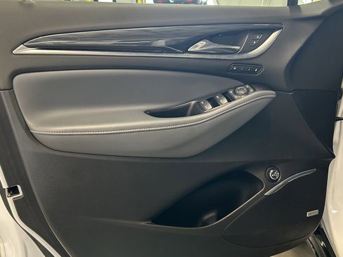 Used 2019 Buick Enclave Premium image 10