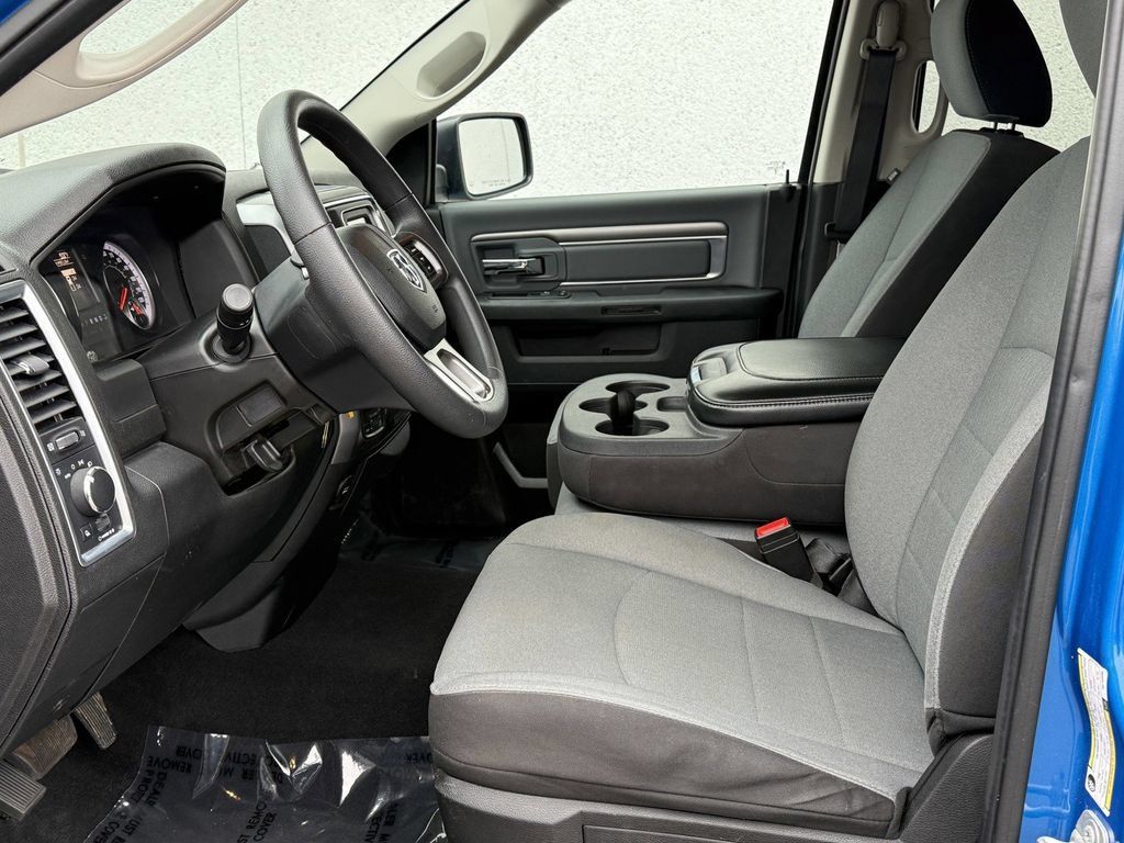 Used 2024 RAM 1500 Classic SLT AWD/4WD image 14