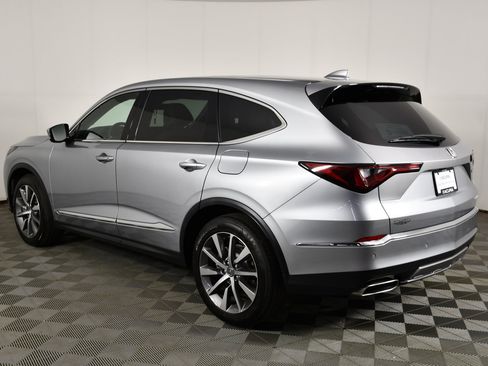 Used 2025 Acura MDX SH-AWD w/ Technology Package image 8