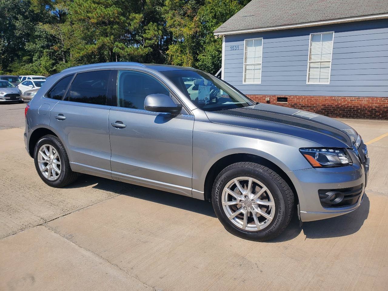 Used 2011 Audi Q5 2.0T Premium Plus AWD/4WD image 3