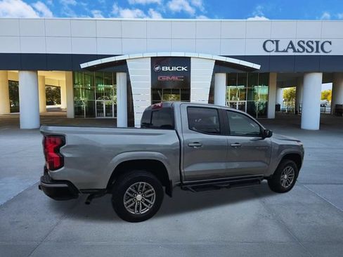 Used 2024 Chevrolet Colorado LT w/ LT Convenience Package RWD image 8