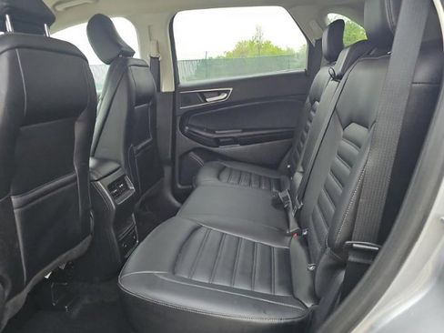 Used 2024 Ford Edge SEL w/ Convenience Package image 8