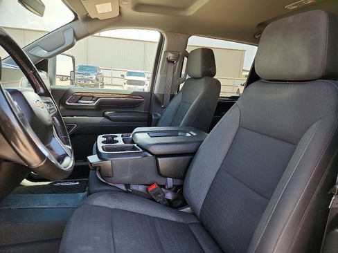 Used 2024 Chevrolet Silverado 2500 LT AWD/4WD image 13