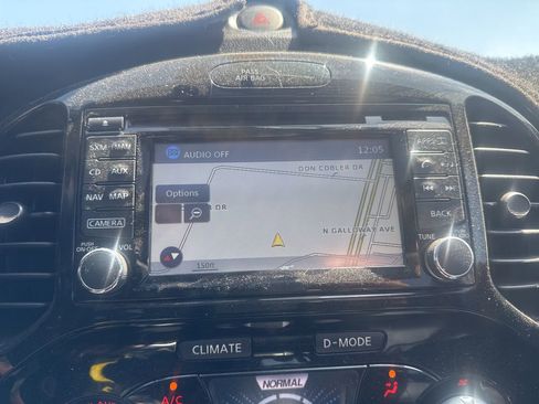 Used 2016 Nissan Juke SL image 40